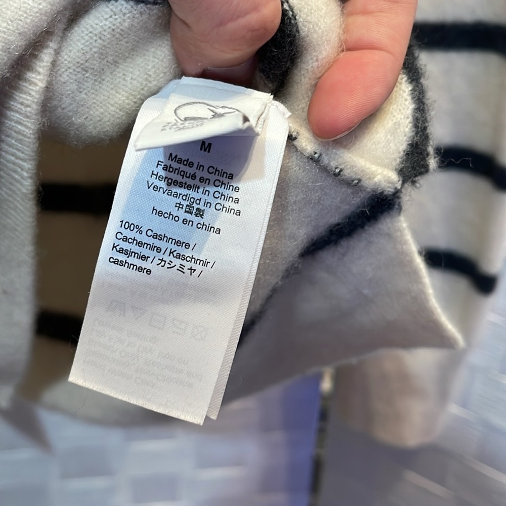 J Crew Striped Bow Cashmere Sweater🐇 - Picture 7 of 15